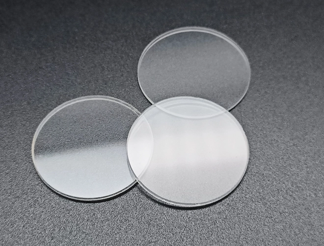 lithium fluoride lens